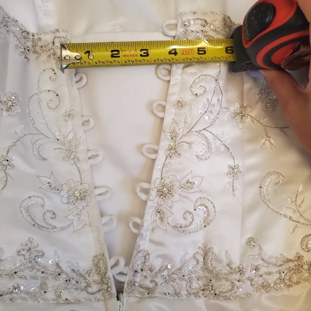 Never Worn Oleg Cassini Wedding Dress Sz 14 - Picture 15 of 16